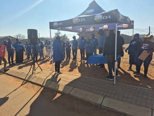 Voting in the Emfuleni Ward 28 by-election in Gauteng.