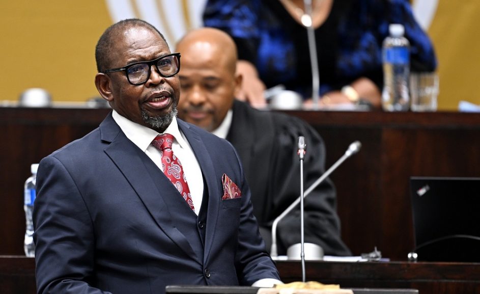 Enoch Godongwana
